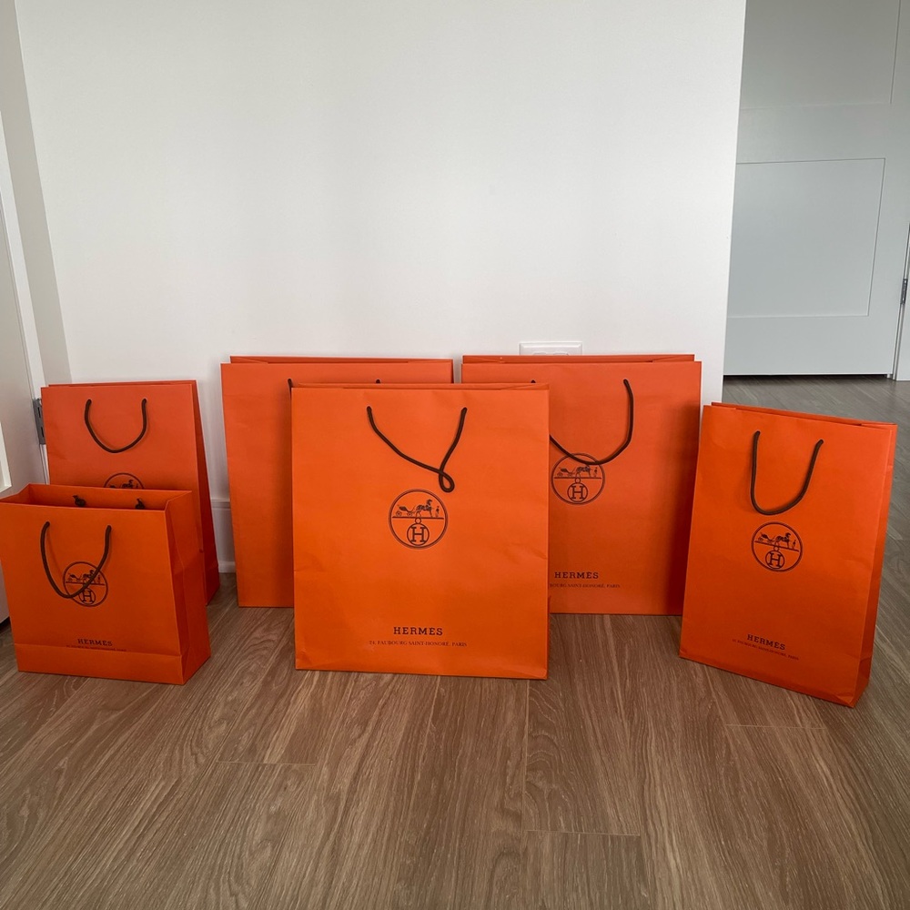 Hermès shopping bag bundle. 3 large and 3 medium.
